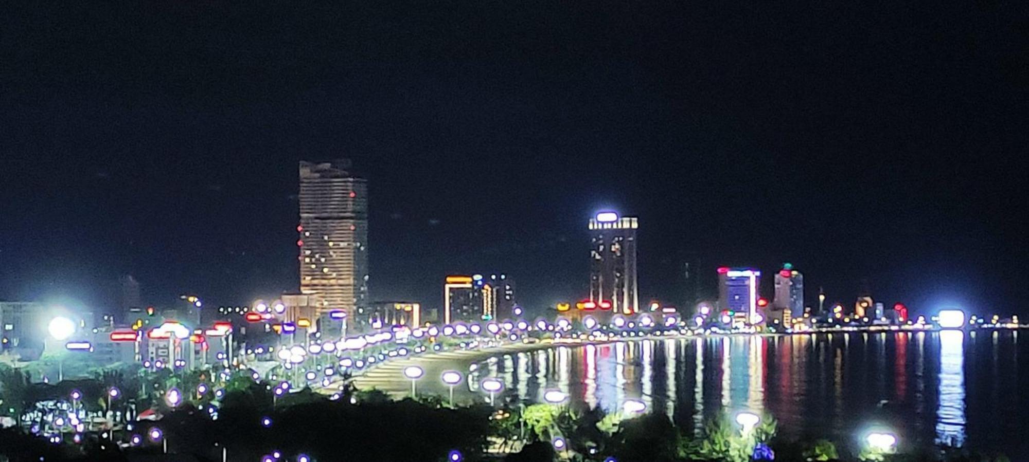 Flc Sea Tower Quy Nhon Ban Cong, Bon Tam, Ho Boi Co Phi, Sat Bien Exteriér fotografie
