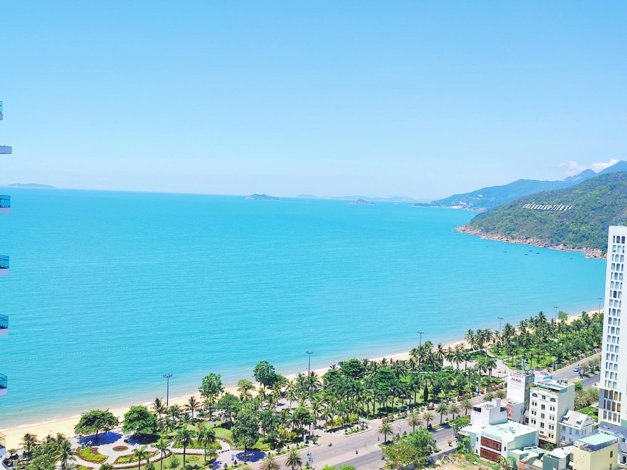 Flc Sea Tower Quy Nhon Ban Cong, Bon Tam, Ho Boi Co Phi, Sat Bien Exteriér fotografie