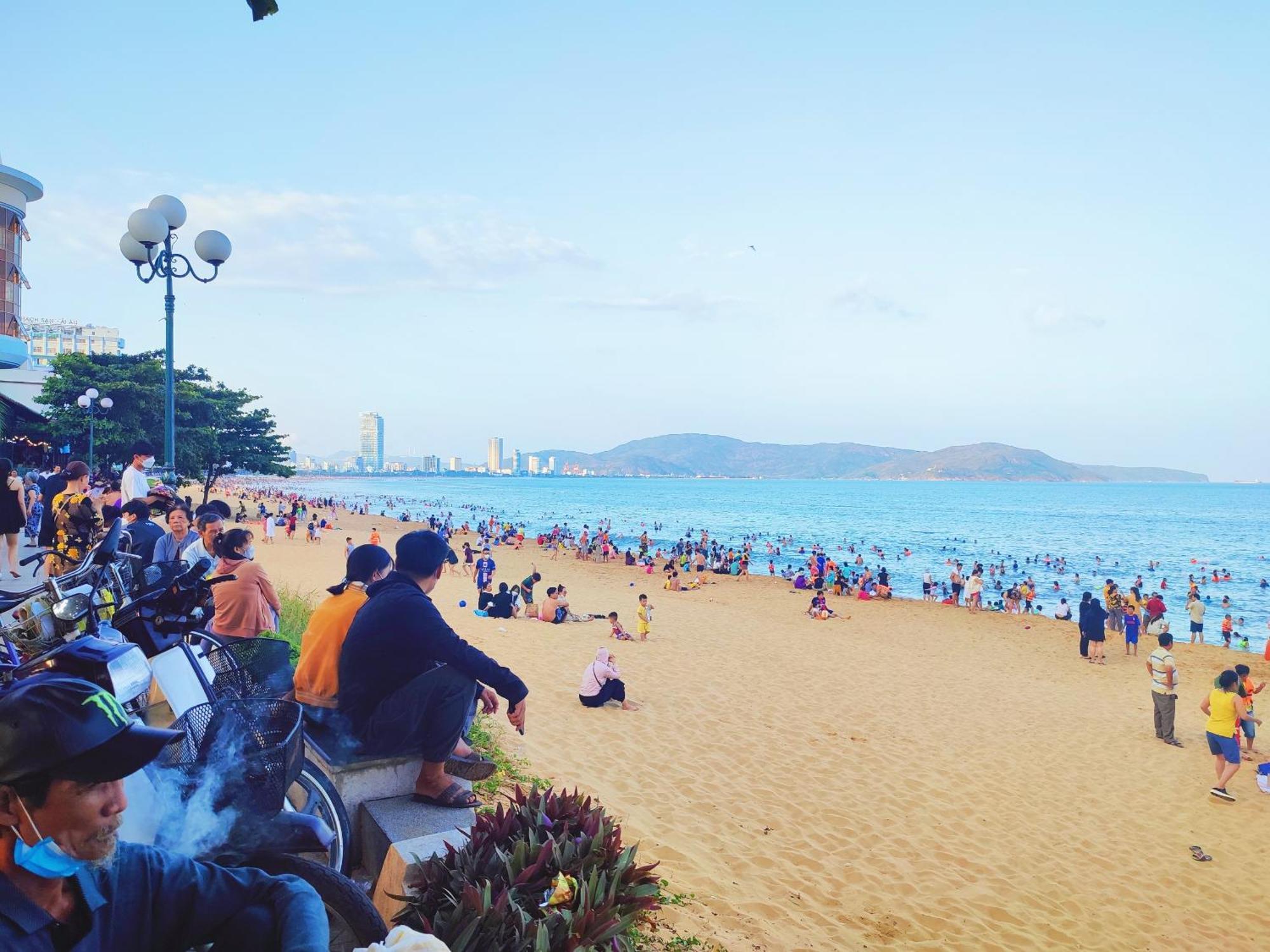 Flc Sea Tower Quy Nhon Ban Cong, Bon Tam, Ho Boi Co Phi, Sat Bien Exteriér fotografie